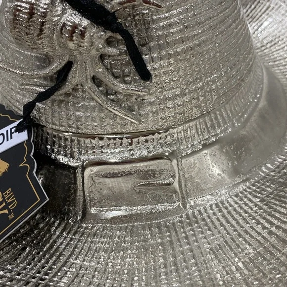 NWT.  Broomstick Blvd., witche’s hat, metal, chip and dip tray. - Picture 4 of 15